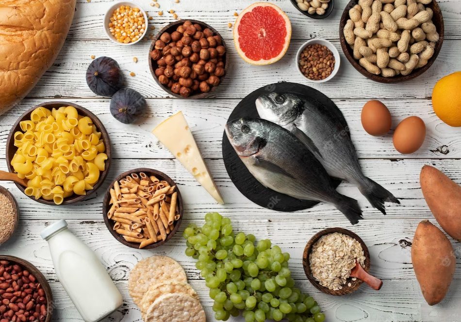 mix-common-food-allergens-people_23-2149870571